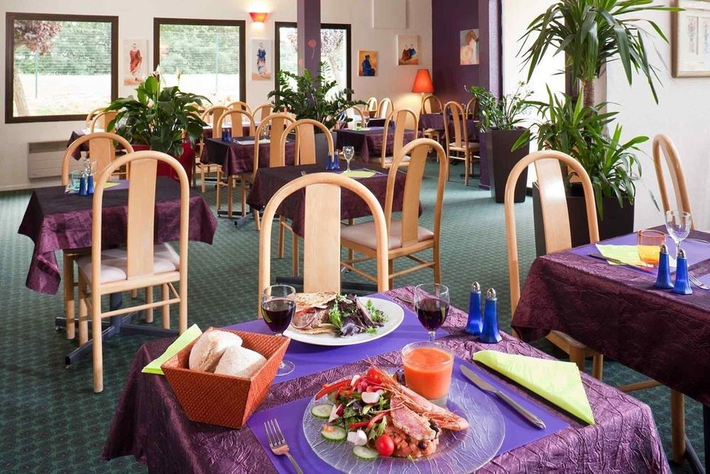 Hotel Ibis Provins Restaurant foto